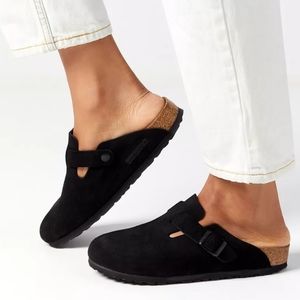 Birkenstock® Boston Suede Clogs